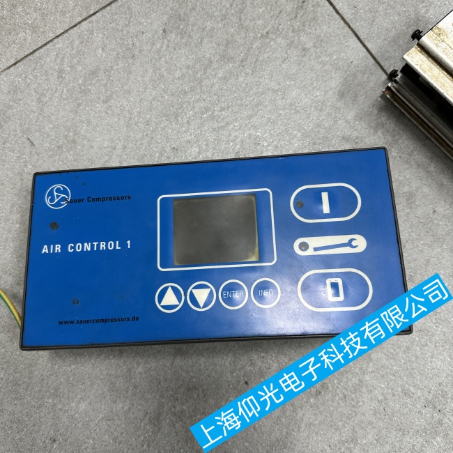 船舶紹爾SC壓縮機控制面板內部電路出現短路或斷路故障維修經驗豐富