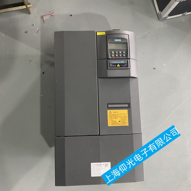 福州一金屬加工企業用75kW施耐德變頻器和西門子430變頻器維修案例-上海仰光