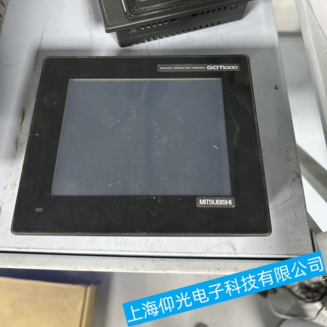 鎮(zhèn)江三菱觸摸屏A970GOT-SBA在通電幾分鐘后屏幕變成藍(lán)屏故障維修咨詢