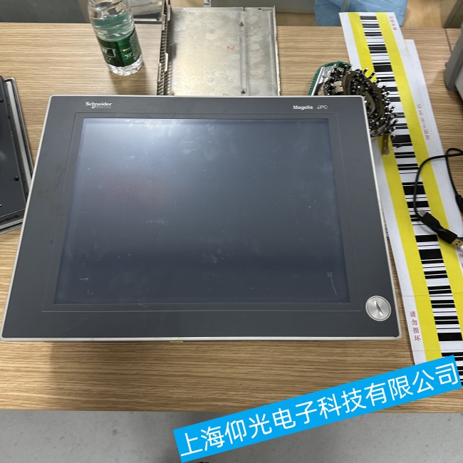 重慶施耐德觸摸屏XBTN401局部區(qū)域無法觸摸故障維修廠家有哪些